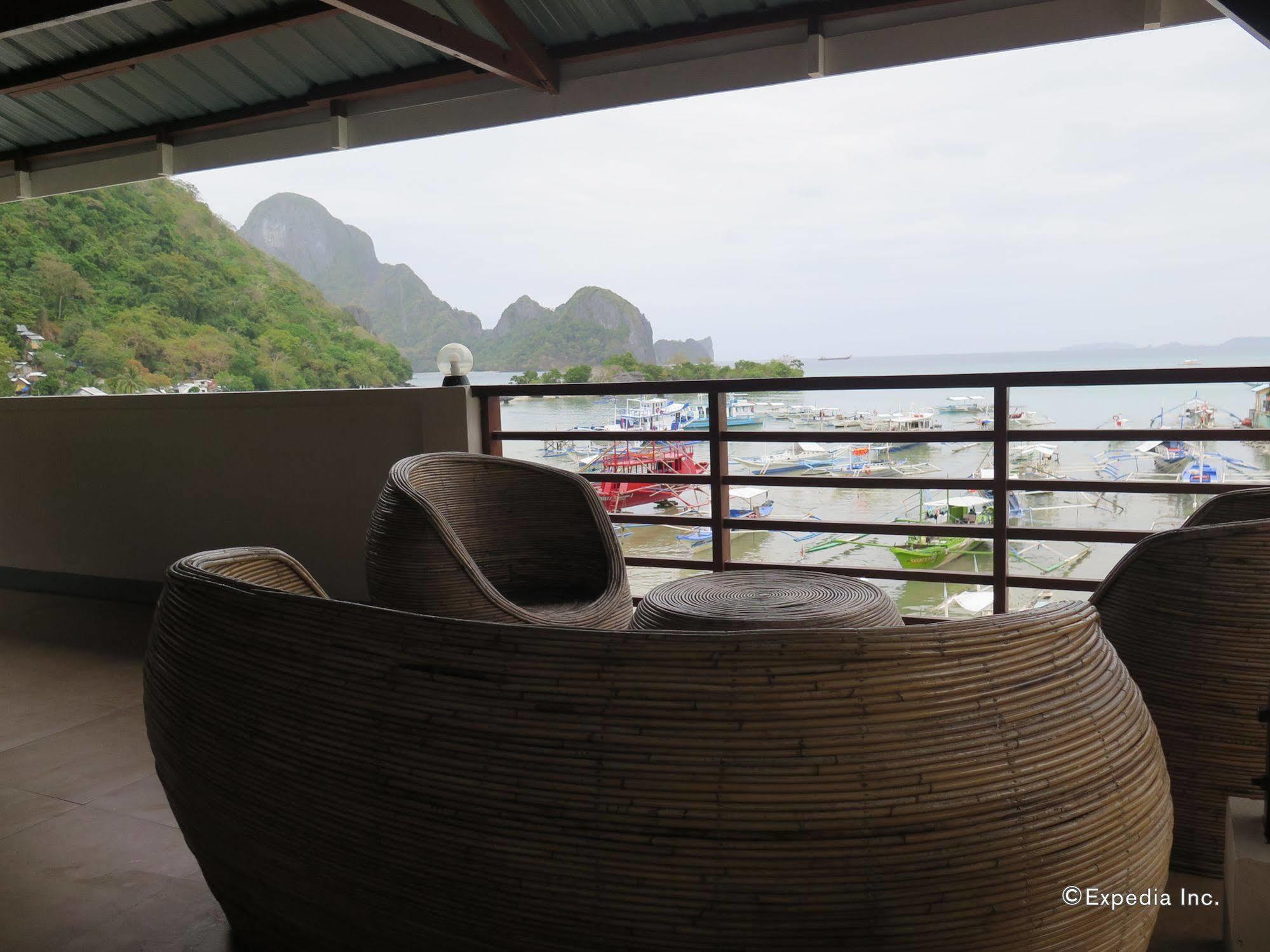 Dayunan Tourist Inn El Nido Exterior foto